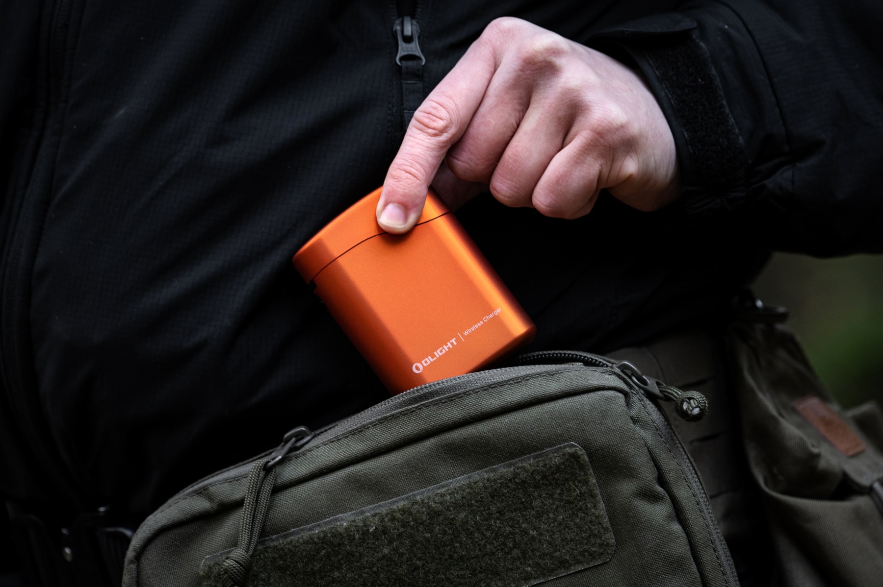 Налобний та кутовий ліхтарик Olight Perun 3 Mini Premium Cool White Orange з пов'язкою - 1250 люменів