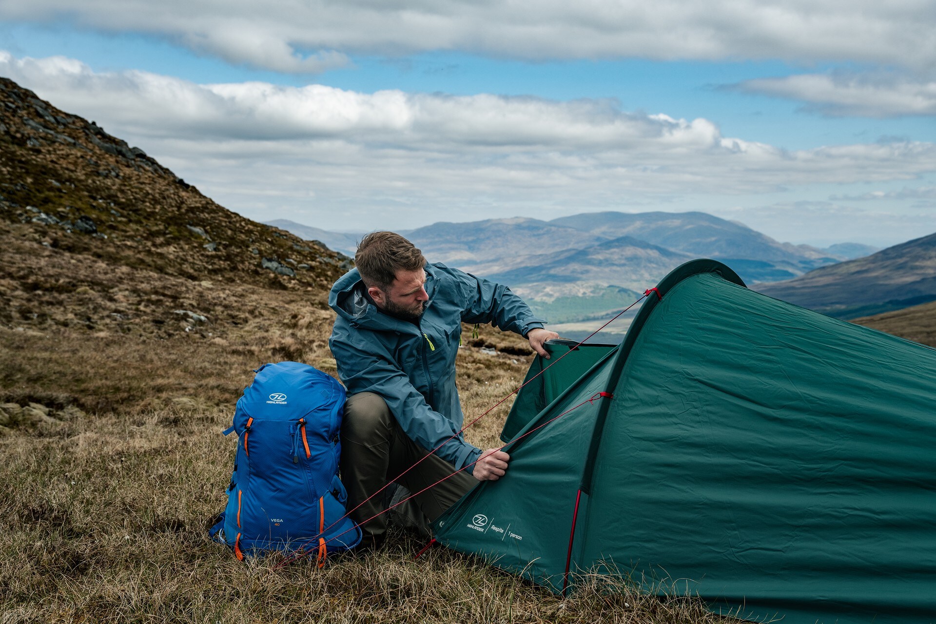 Намет 1-місний Highlander Outdoor Respite Tunnel Tent - Pine Green