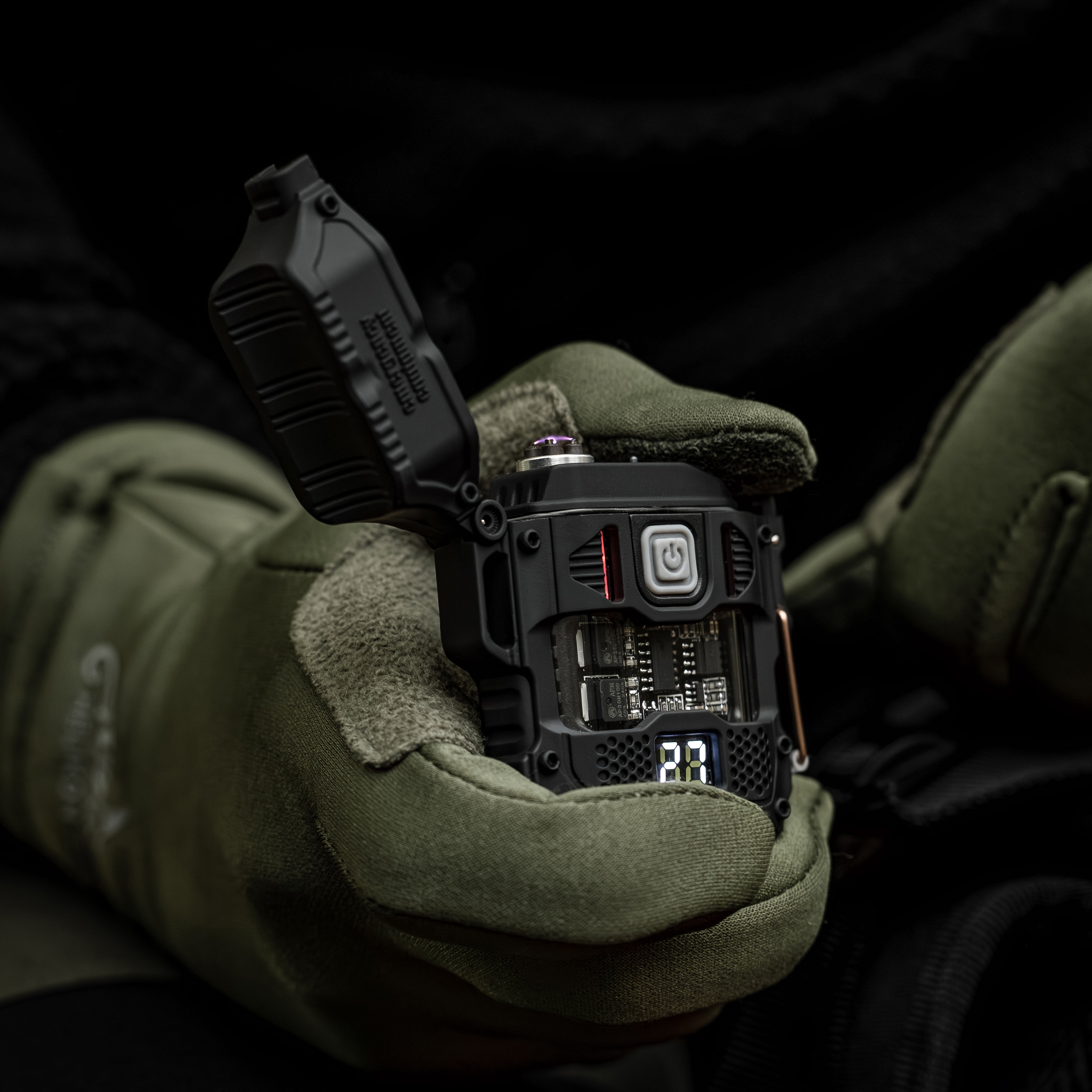 Плазмова запальничка Badger Outdoor з ліхтариком ARC
