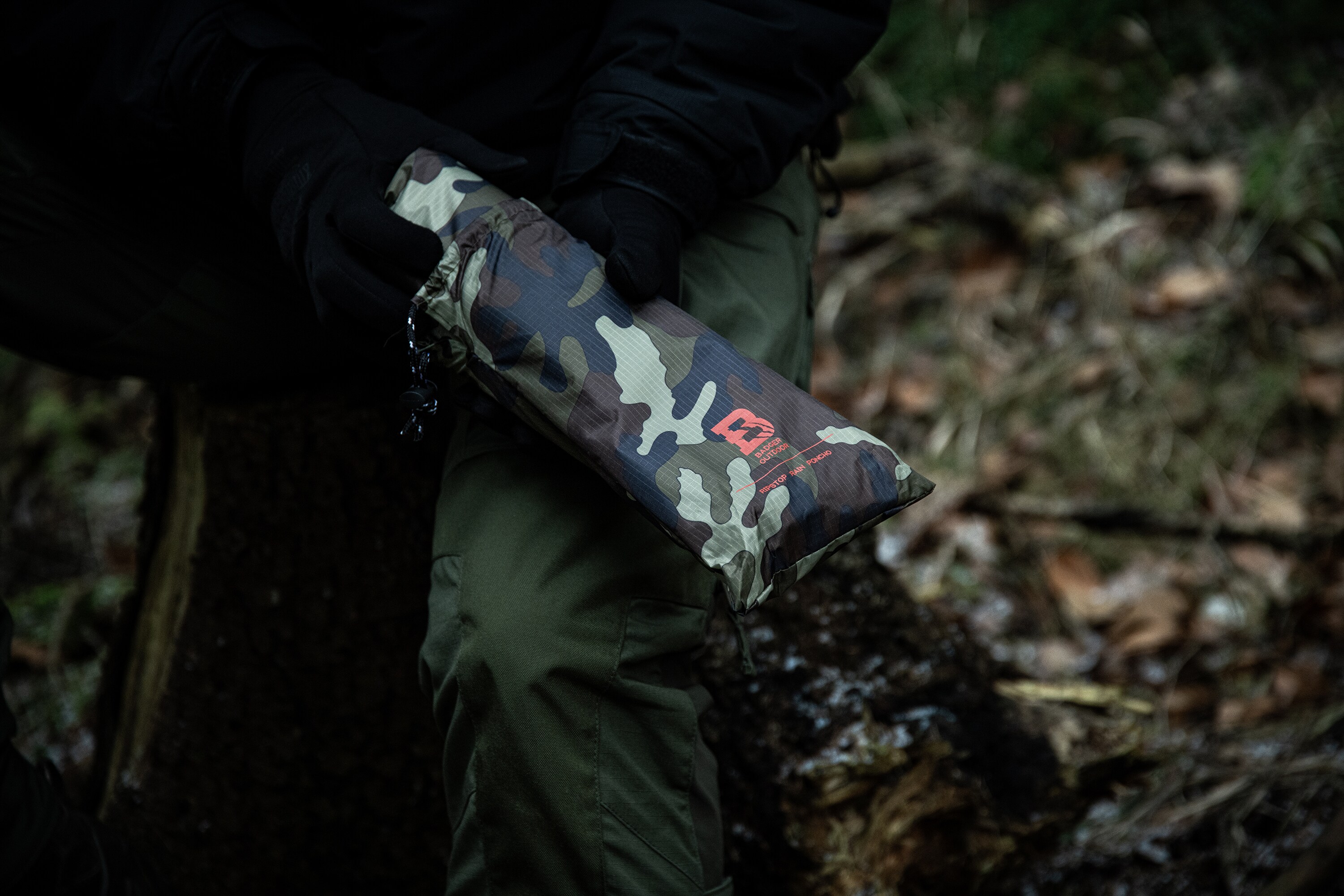 Пончо Badger Outdoor Rain Poncho Ripstop - Woodland