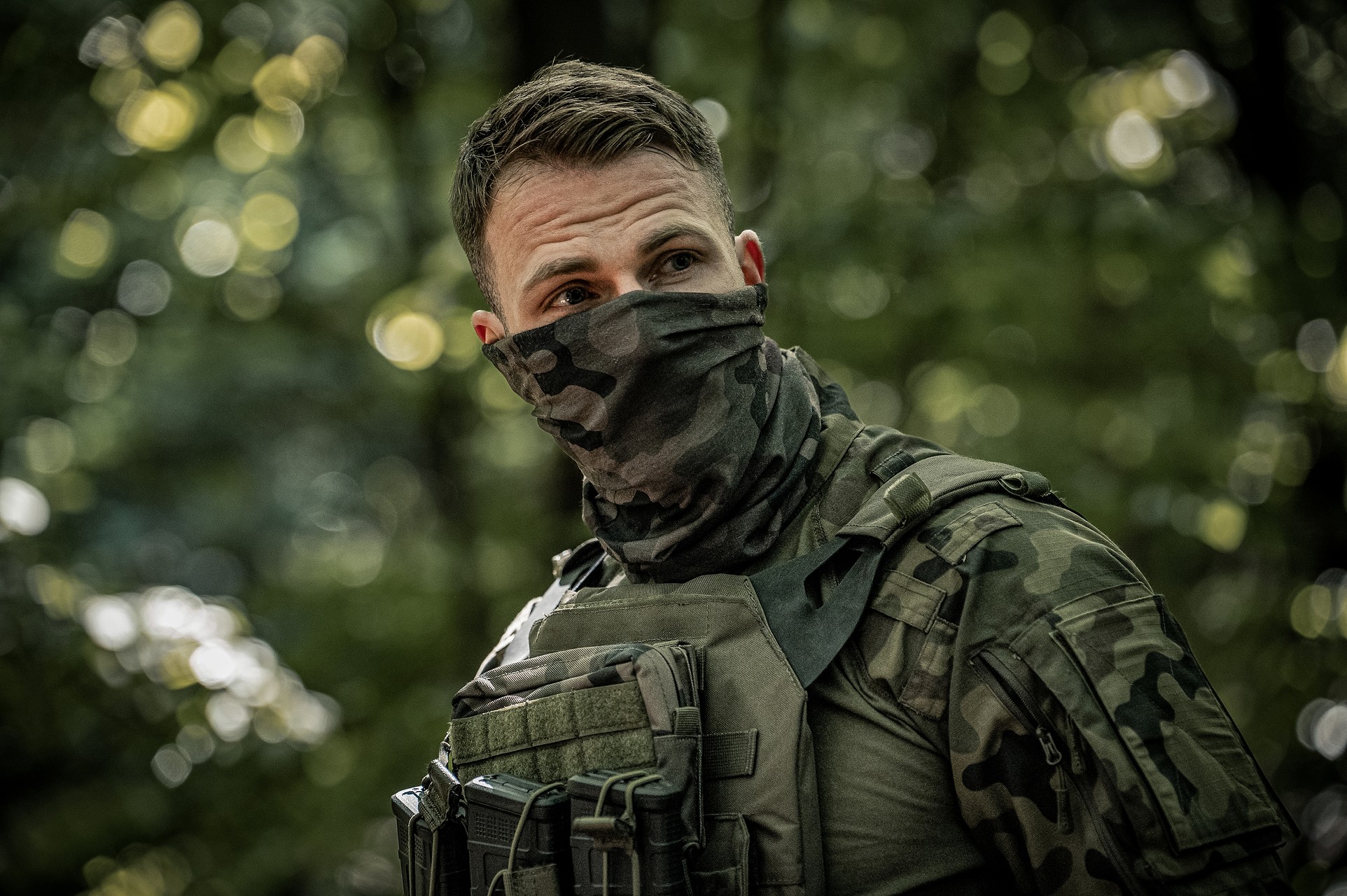 Багатофункціональний бафф Mil-Tec - wz.93 Pantera PL Woodland