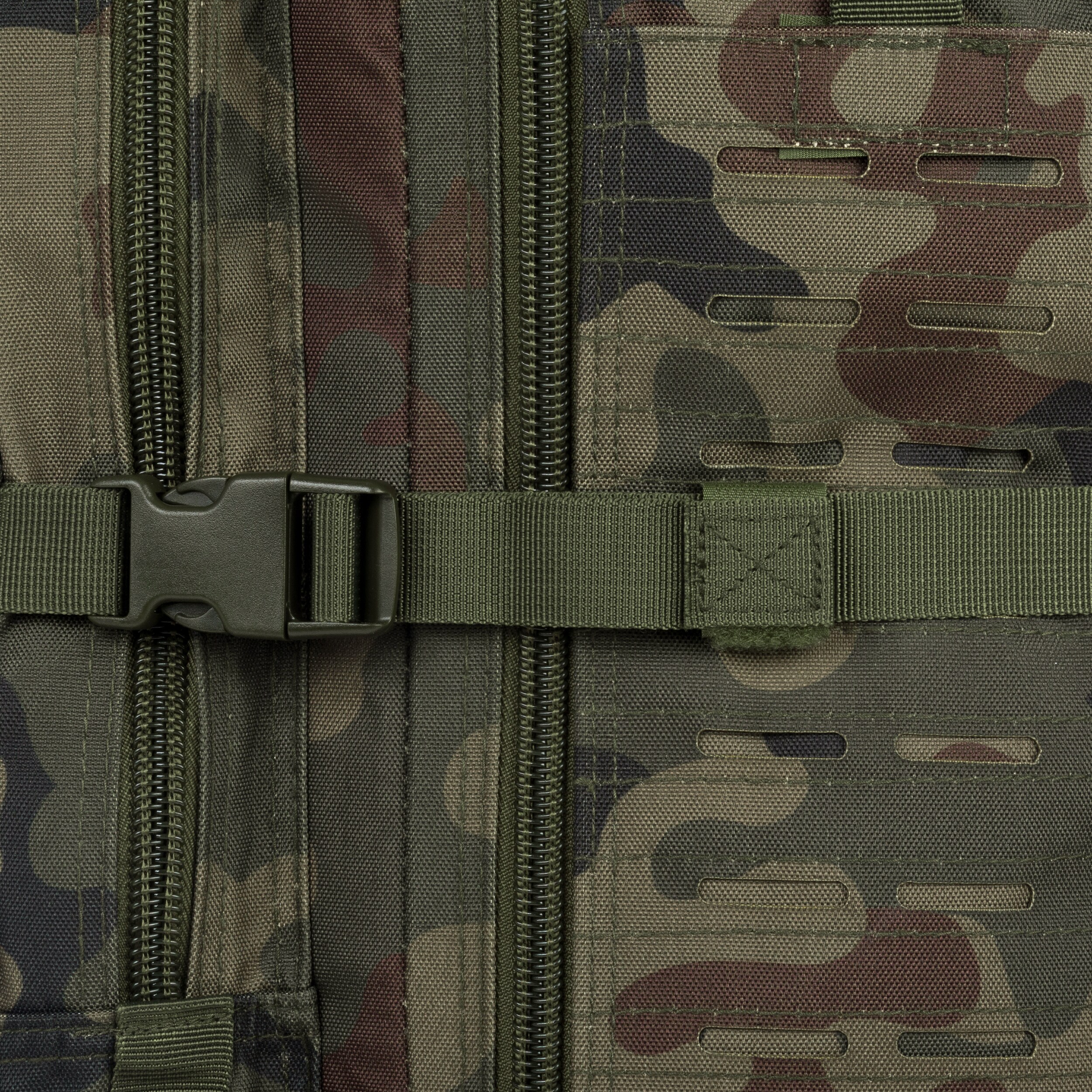 Рюкзак Mil-Tec Assault Pack Laser Cut Large 36 л - wz.93 Pantera PL Woodland