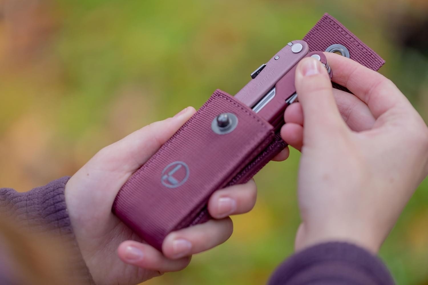 Мультитул Leatherman Rebar Heathered Cranberry з кобурою