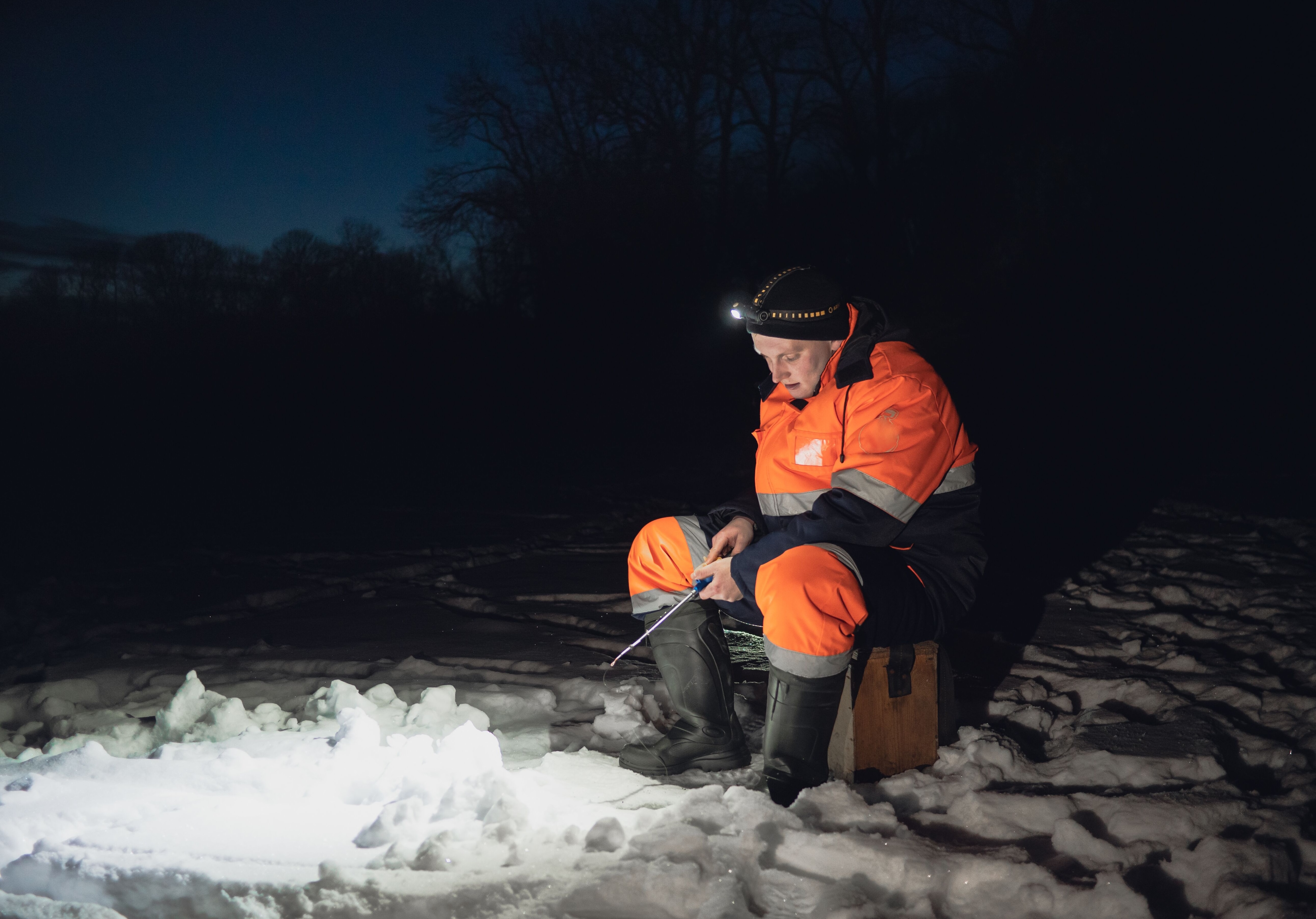 Налобний і кутовий ліхтарик Armytek Wizard C2 Pro Magnet USB White 3w1 PCB - 2500 люменів