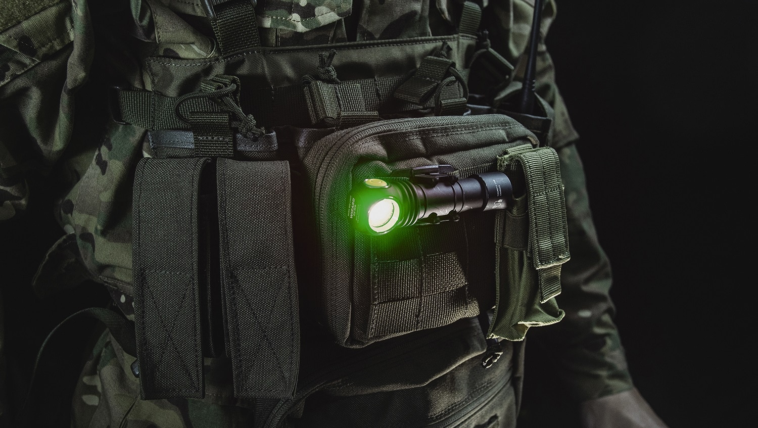 Налобний і кутовий ліхтар Armytek Wizard C2 WG Magnet USB Warm PCB 1020 люменів
