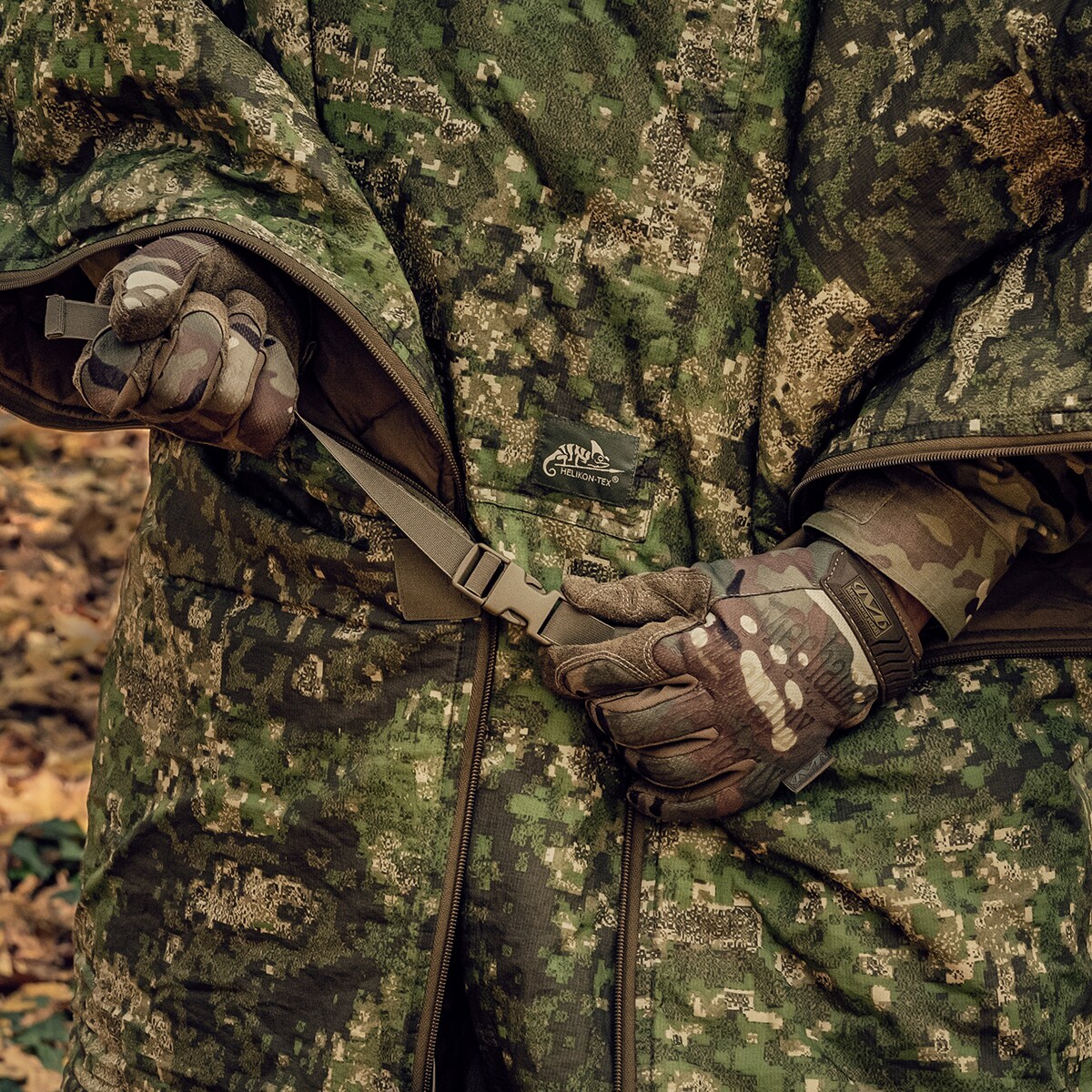 Пончо Helikon-Tex Swagman Roll Climashield Apex з функцією спального мішка - PenCott WildWood