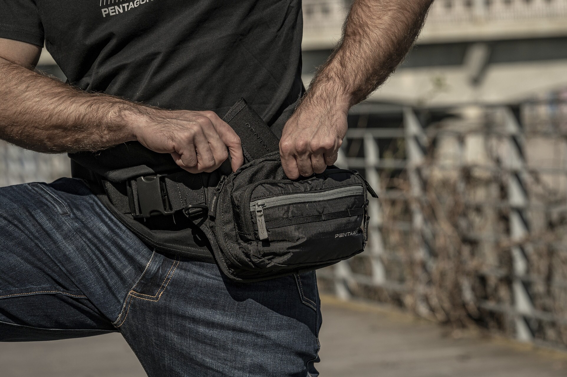 Бананка Pentagon Protean - Black