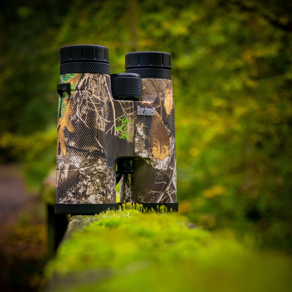 Бінокль Bushnell PowerView 10x42 Realtree Edge Bone Collector