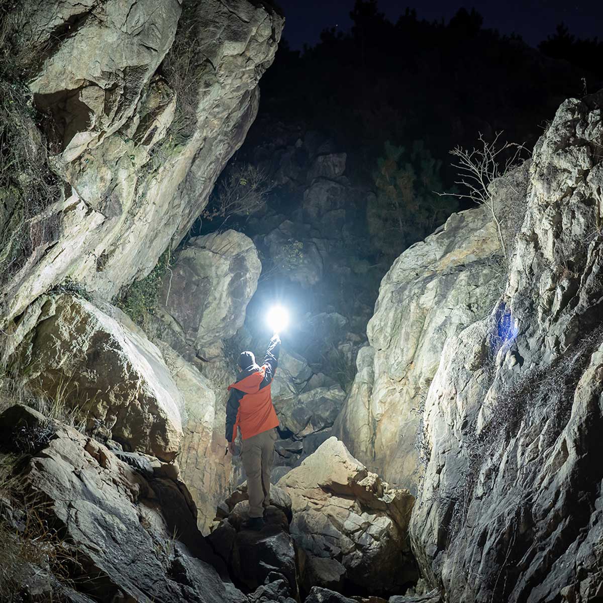 Ліхтарик Olight Freyr Four Colors light - 1750 люменів