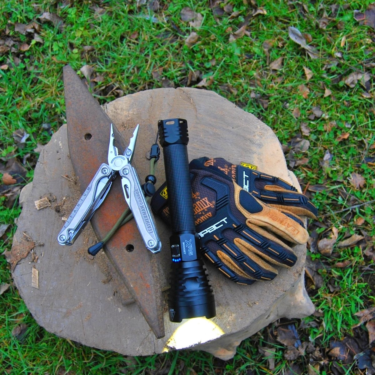 Акумуляторний ліхтарик XRG 3000 Zoom Thrower - 3000 люменів