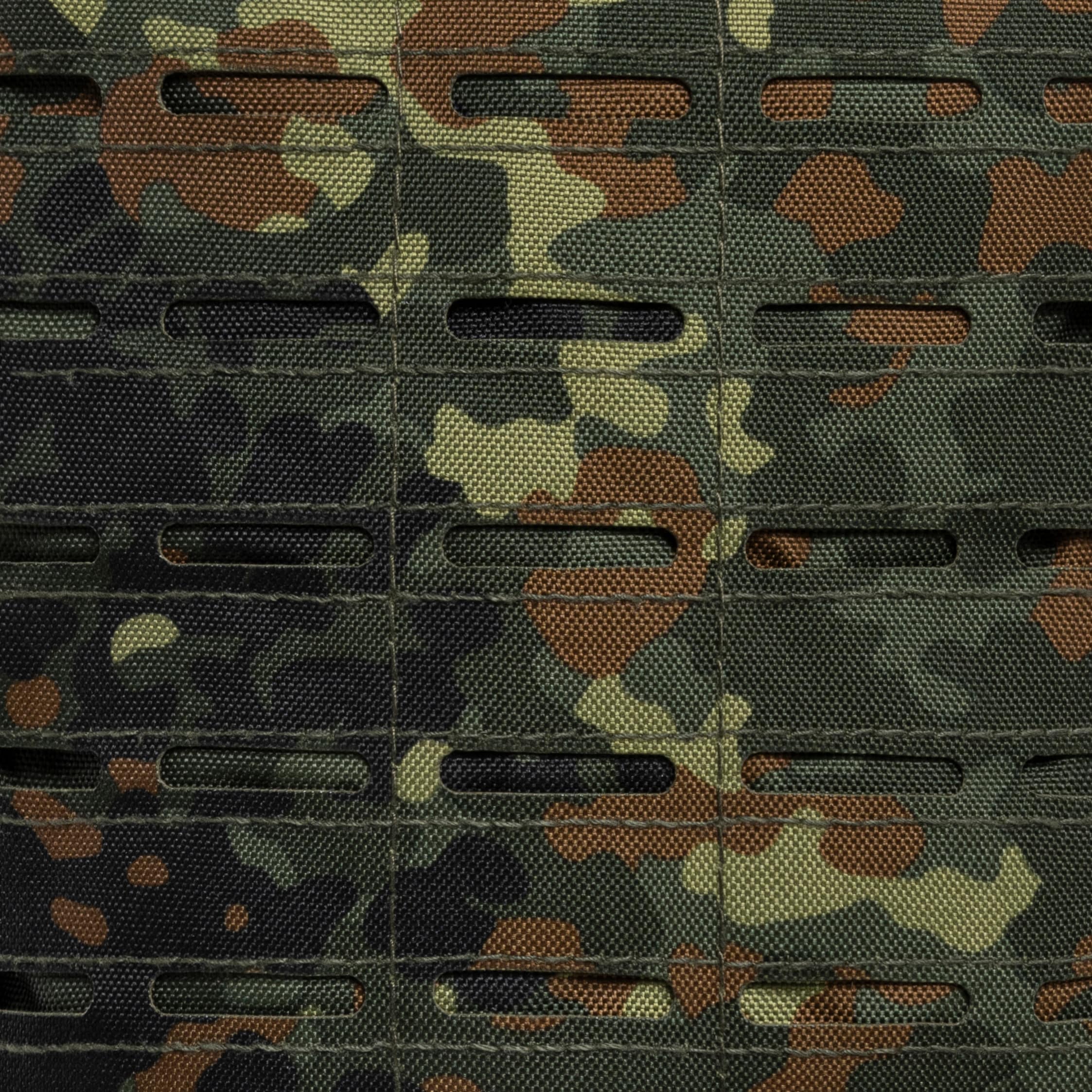 Рюкзак Mil-Tec Large Assault Pack Laser Cut 36 л Flecktarn