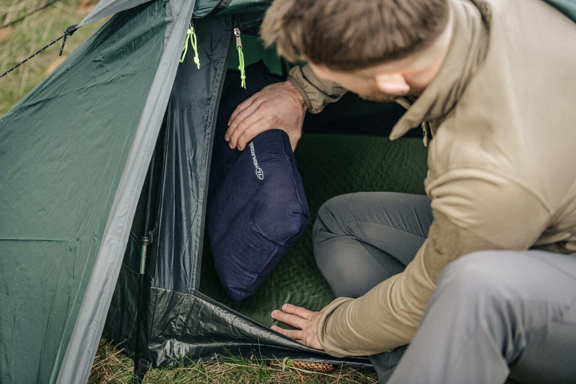 Подушка Highlander Outdoor Air Pillow - Blue