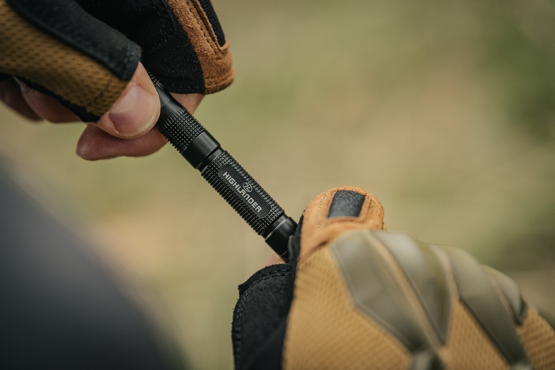 Набір для розпалювання багаття з компасом Highlander Outdoor