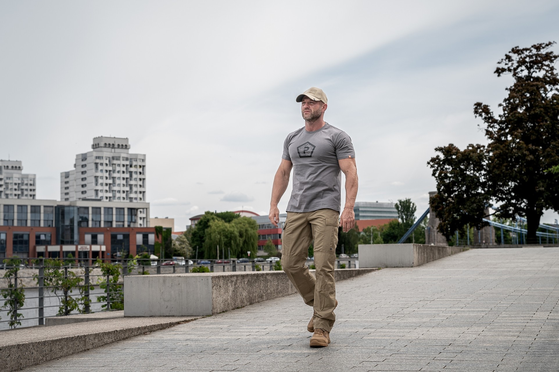 Футболка T-shirt Pentagon Shape - Wolf Grey